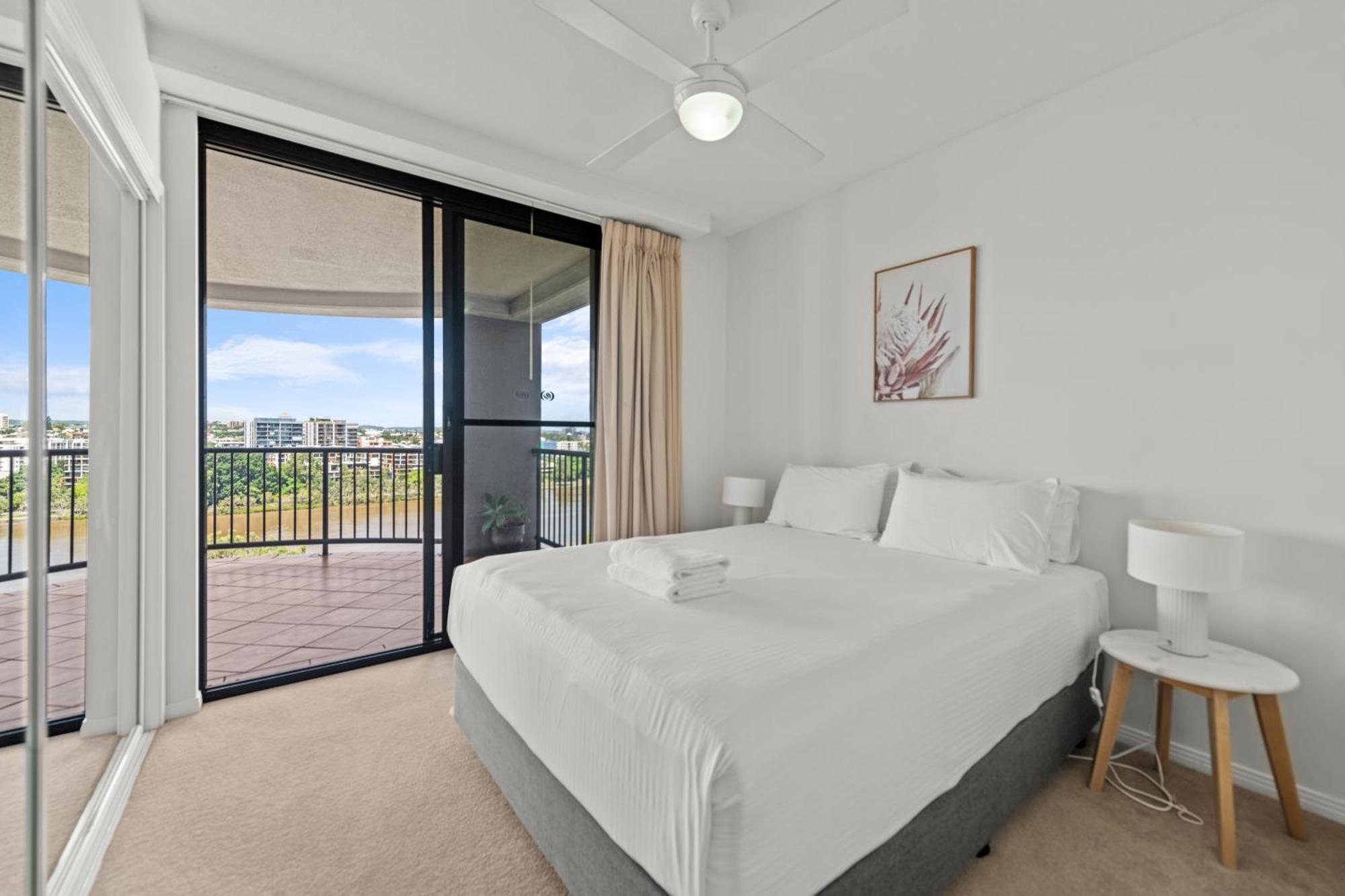 The Oasis Apartments Brisbane Exterior photo