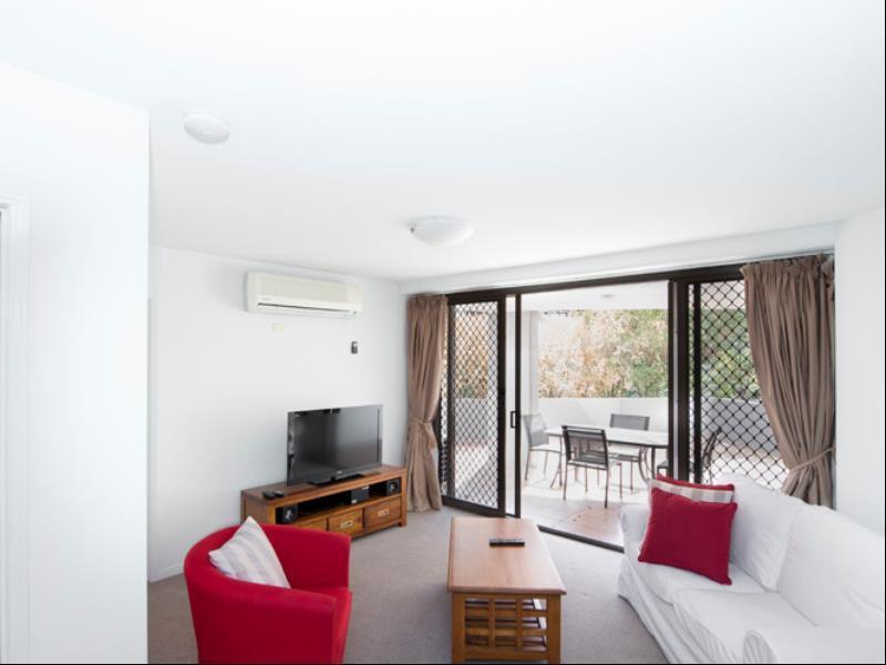 The Oasis Apartments Brisbane Exterior photo
