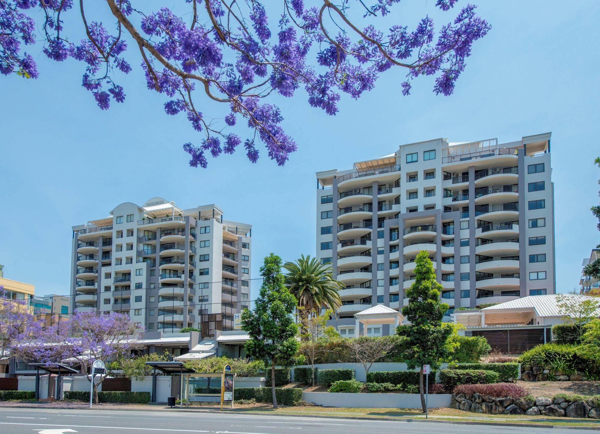 The Oasis Apartments Brisbane Exterior photo